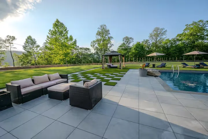 Event space at New Jersey /NY Wedding Estate with Pool, Hot Tub, and Pickleball – Easy New York City Access