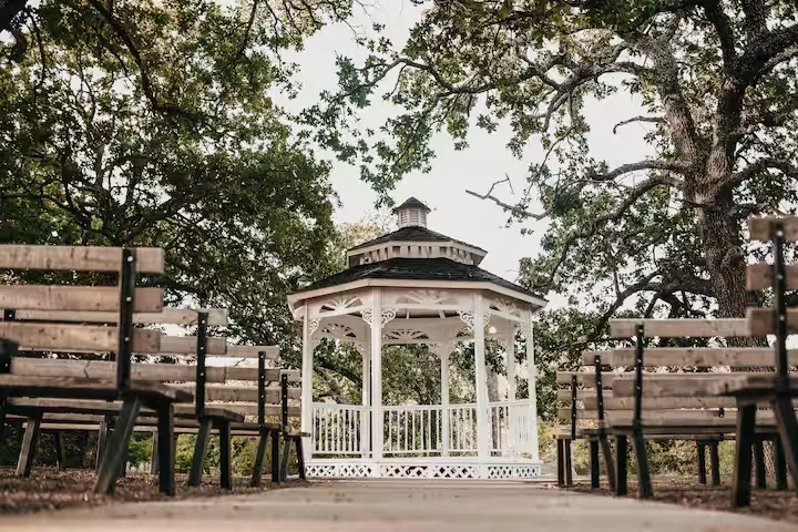 Event space at Rustic-Luxe Wedding Weekend Estate near Dallas/Fort Worth with Lodging & Venue