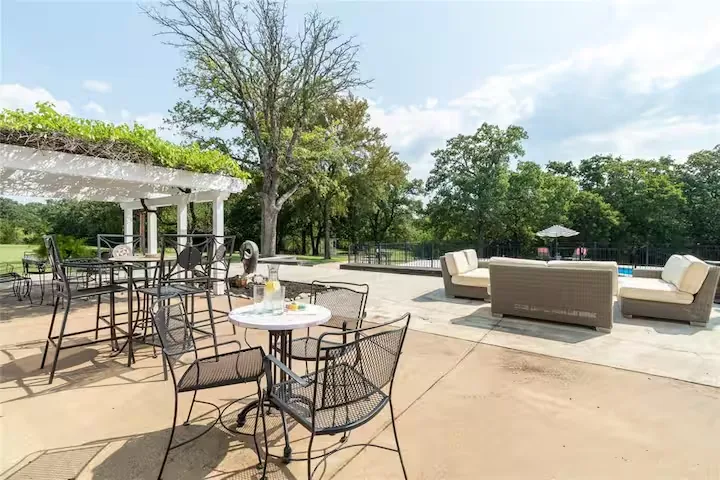 Event space at Rustic-Luxe Wedding Weekend Estate near Dallas/Fort Worth with Lodging & Venue