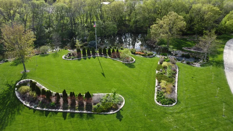 Event space at Scenic Iowa Estate with Historic Barn & 45-Acre Wedding Weekend Retreat