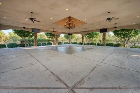 Event space at Cali  Vineyard Estate with Pavilion & Gardens – Kingsburg, California (Near Fresno & Yosemite)